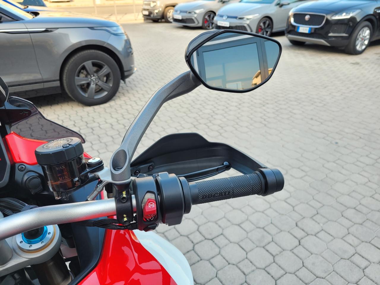 Ducati Multistrada V4 PIKE PEAK 9.500KM.