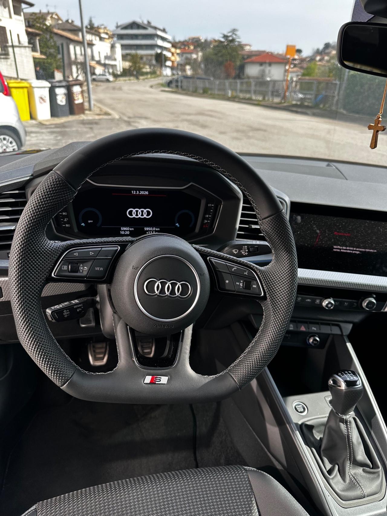 Audi A1 allstreet 30 TFSI Identity Contrast