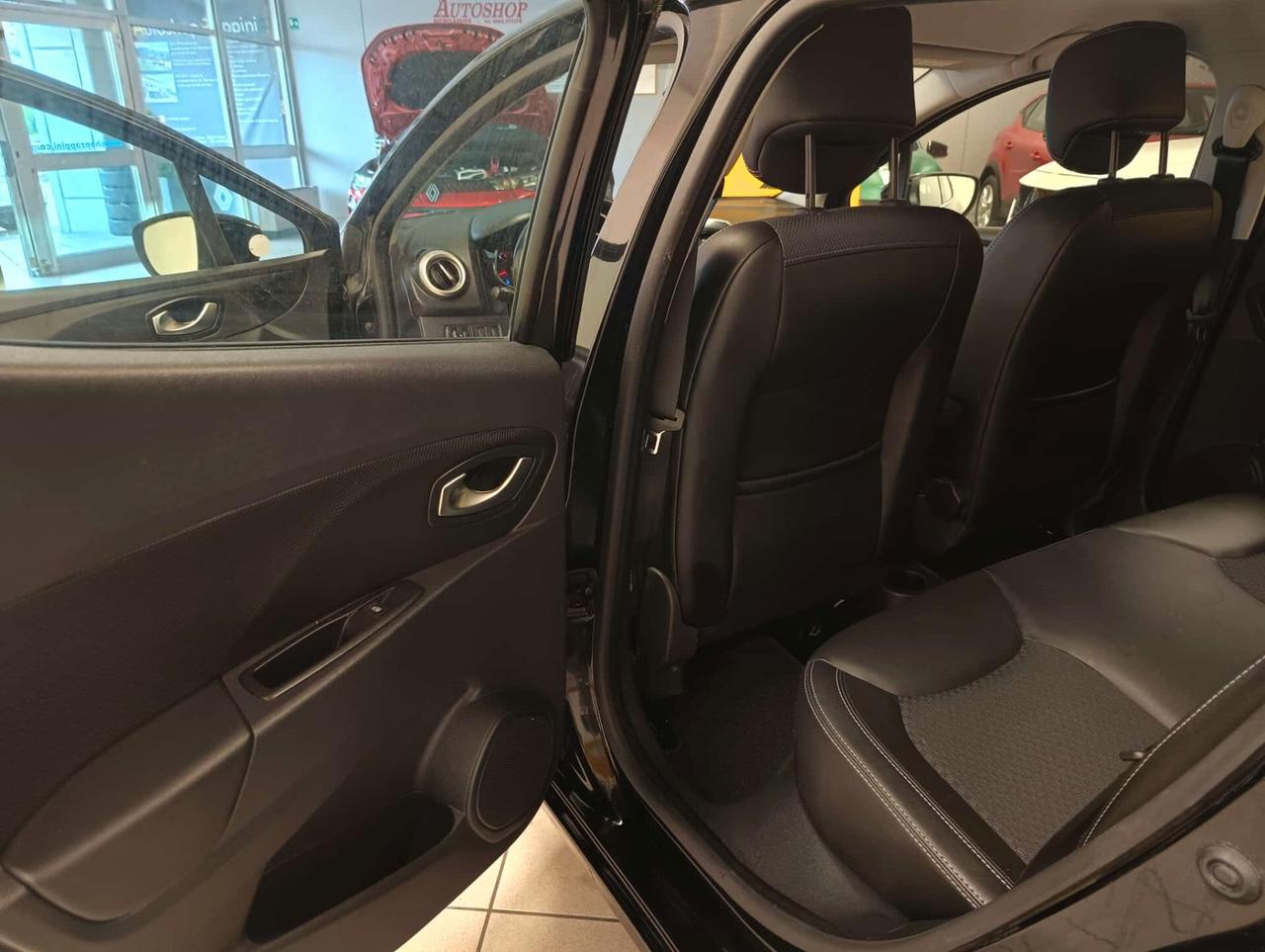 Renault Clio 1.2 75 CV 5 porte Duel2