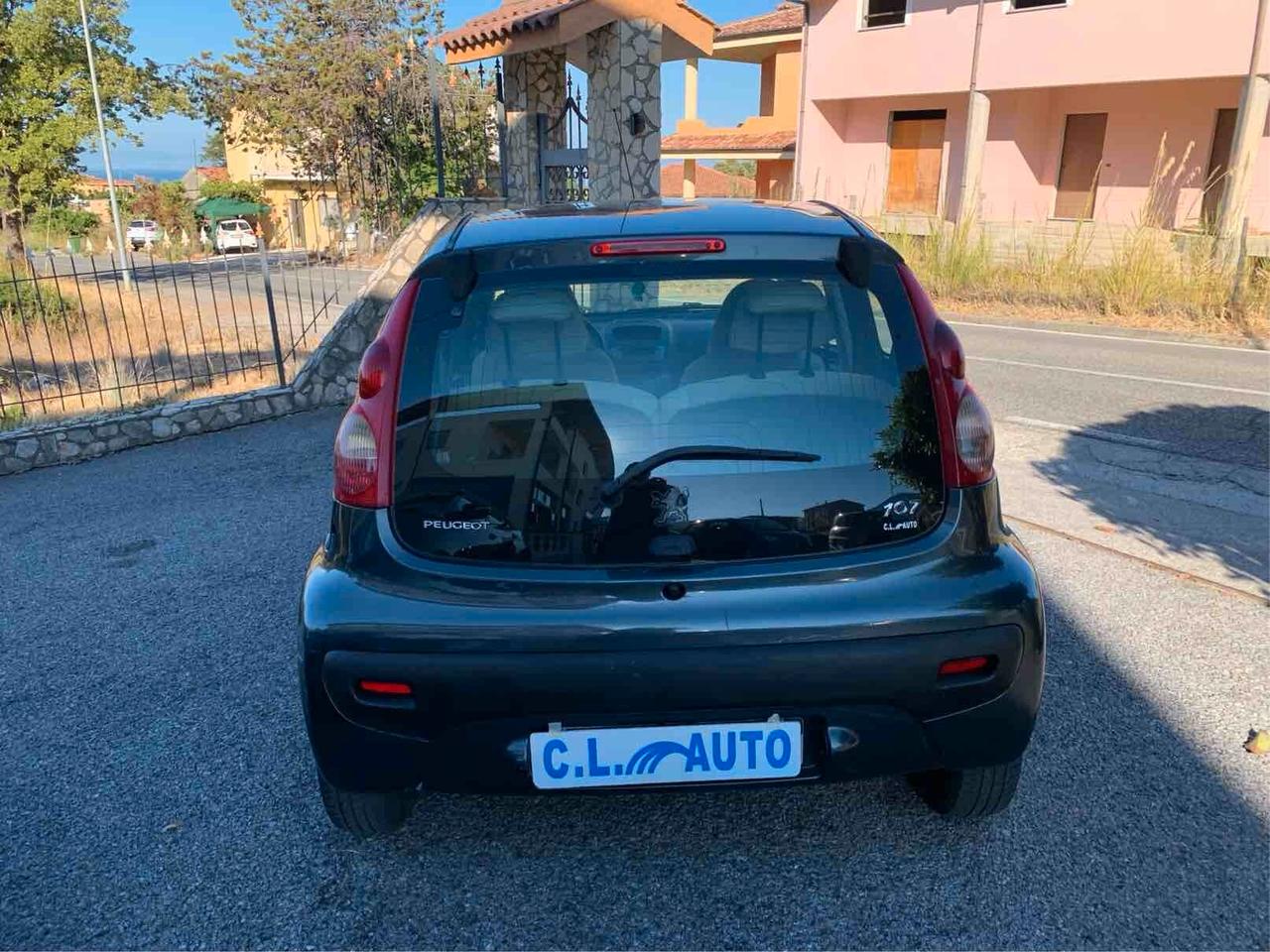 Peugeot 107 1.4 HDi