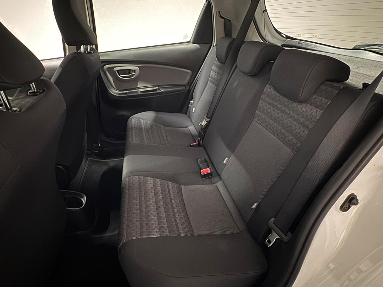 Toyota Yaris 1.0 5 porte Lounge