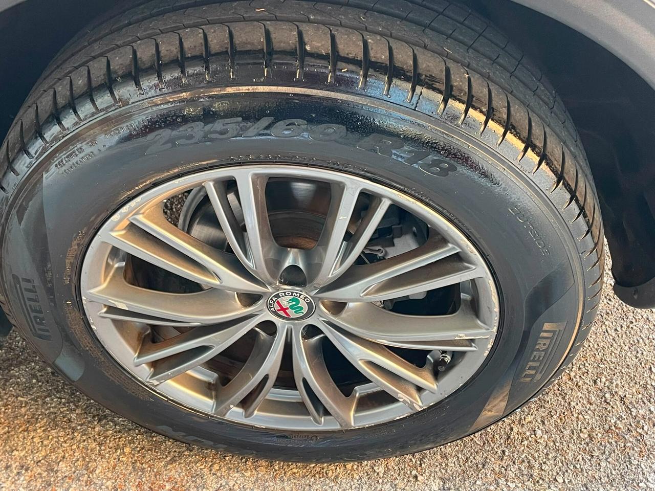 Alfa Romeo Stelvio 2.2 Turbodiesel 210 CV AT8 Q4 Business