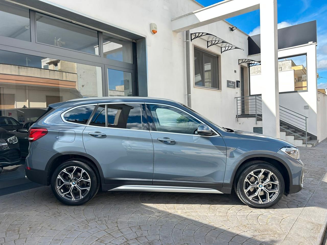 Bmw X1 18d SDRIVE XLINE AUTOM TETTO/LED/PELLE-2020