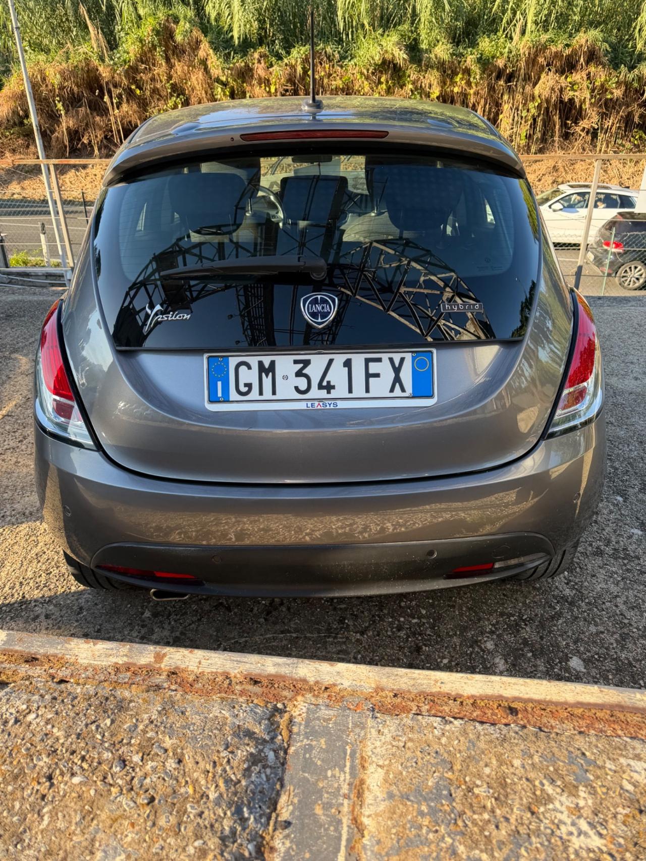 Lancia Ypsilon 1.0 FireFly 5 porte Hybrid Gold Plus APPLE CAR PLAY NAVI FULL LED MULTIFUNZIONE NEO PATENTATI