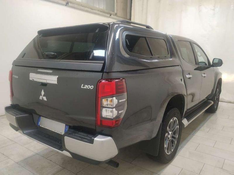 Mitsubishi L200 d.cab 2.3d Intense 4wd 150cv auto