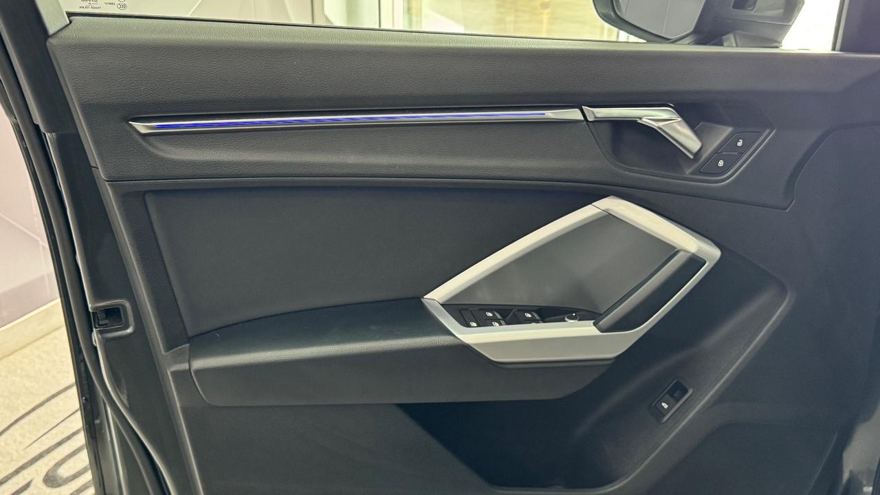 Audi Q3 35 TDI S tronic line edition-2020