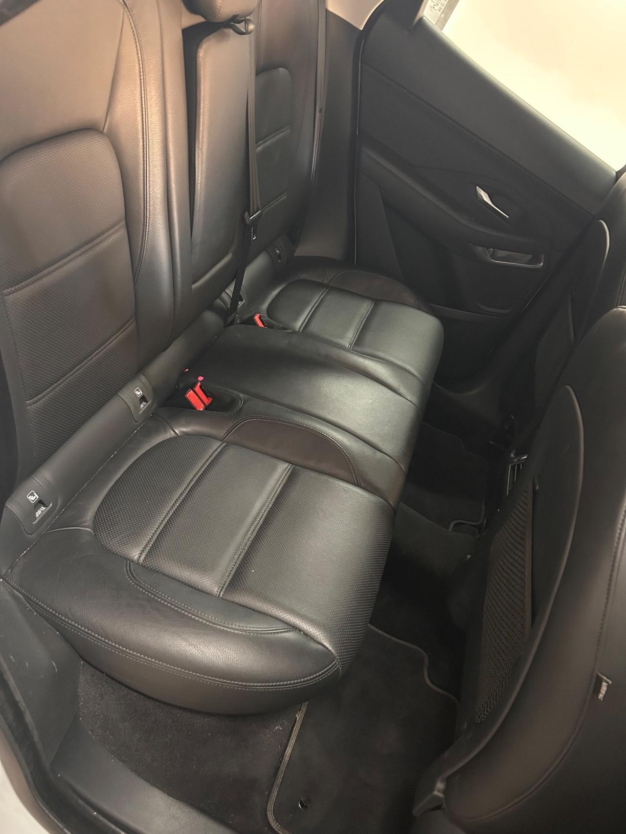 Jaguar E-Pace 2.0D 150 CV R-Dynamic
