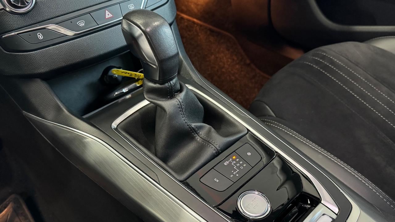 Peugeot 308 BlueHDi 120 S&S EAT6 GT Line