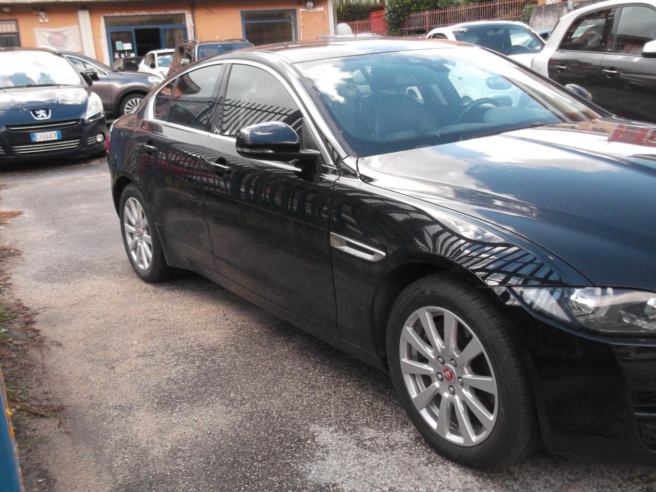 Jaguar XE 2.0 D Turbo aut. Prestige Business Edition