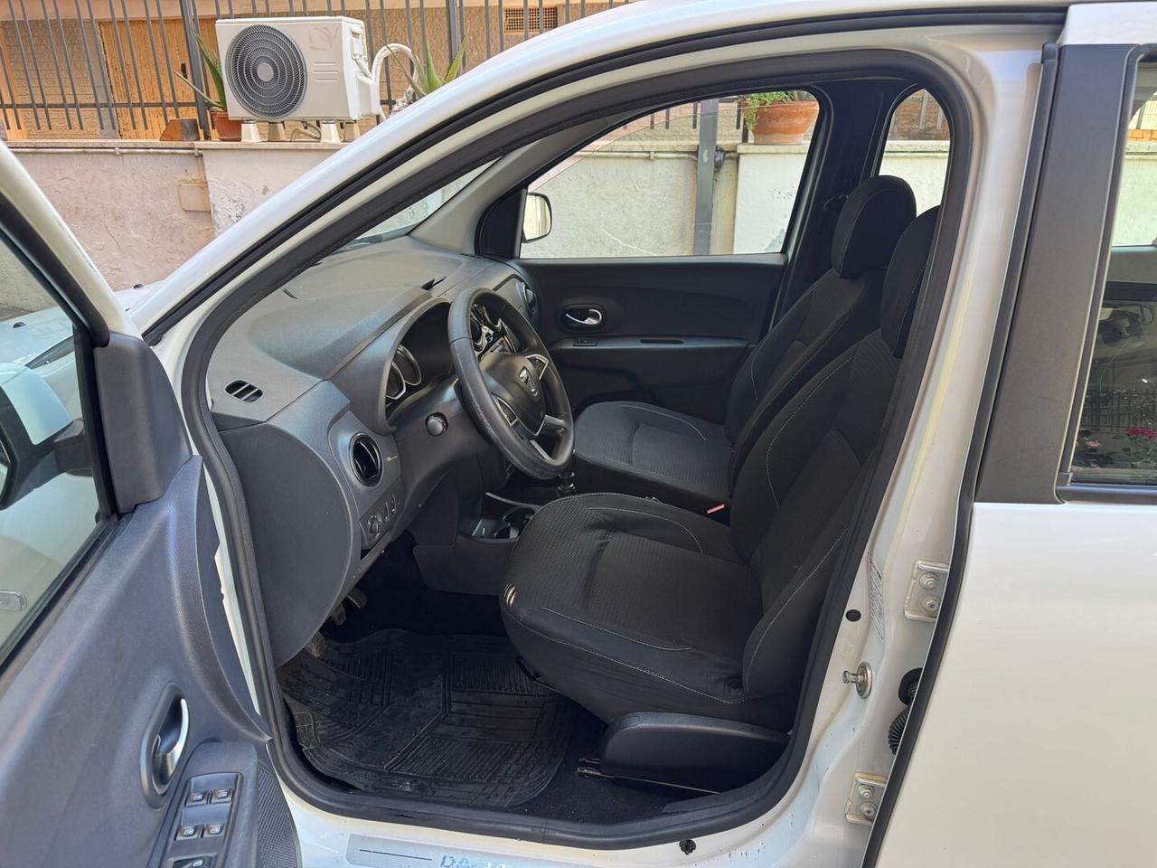 DACIA Lodgy 1.5 dCi 110CV S&S 7 POSTI Laureate