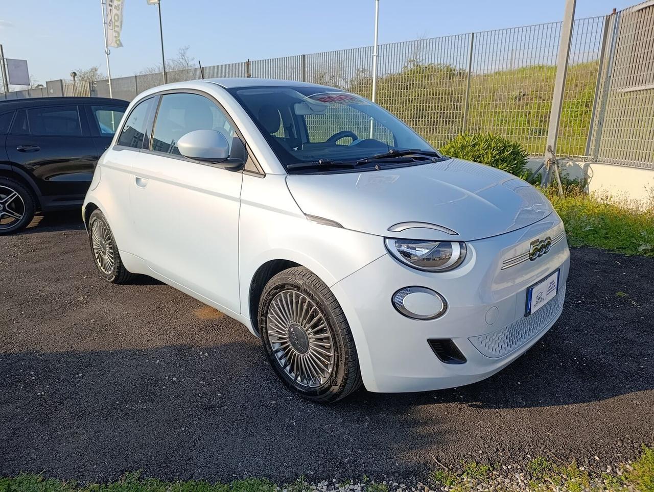 Fiat 500 42 kWh La Prima