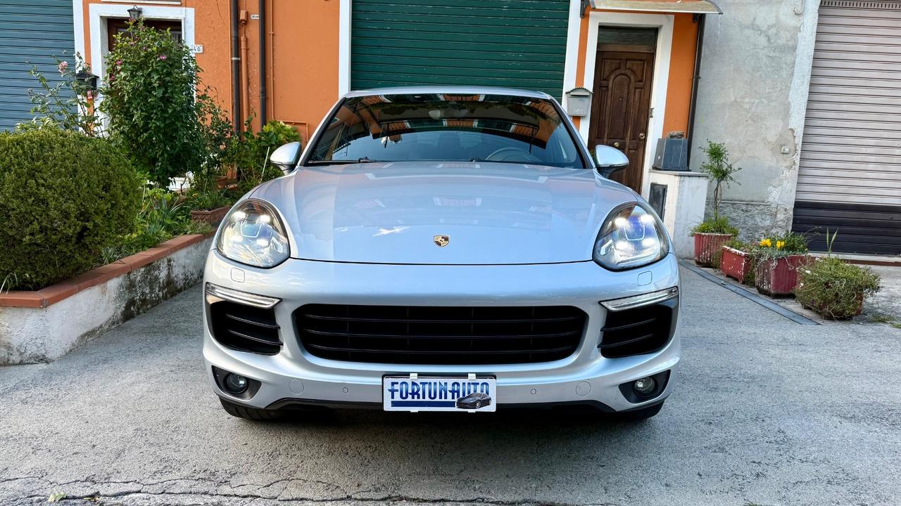 Porsche Cayenne 3.0 Diesel Platinum Edition