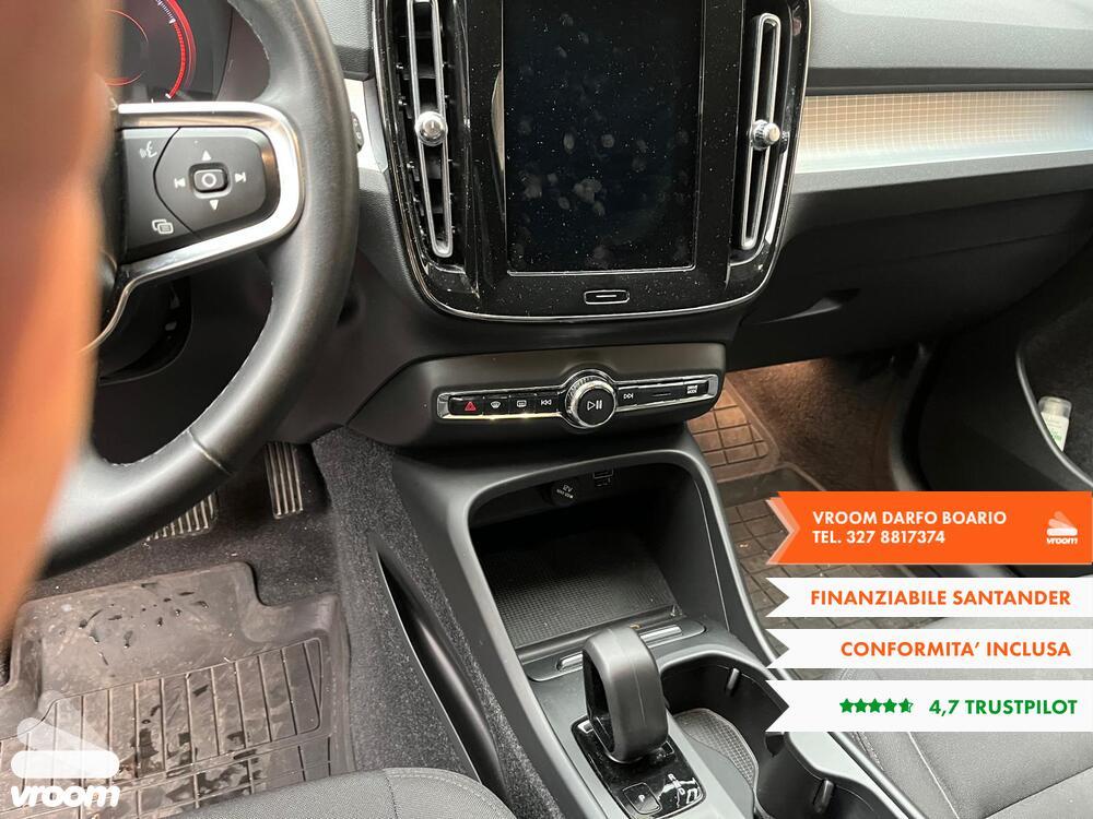 VOLVO XC40 (2017-->) XC40 T2 Geartronic Momentum