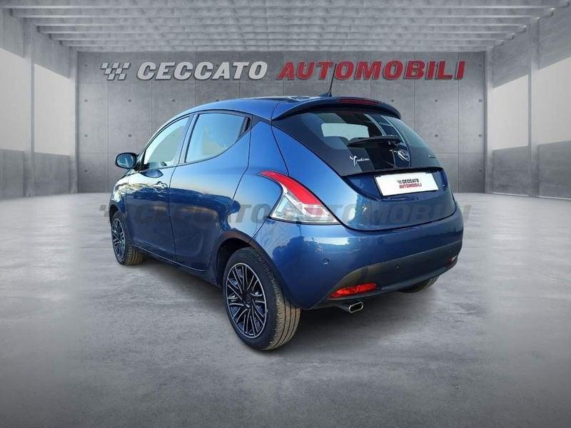 Lancia Ypsilon Ypsilon 1.0 firefly hybrid Gold s&s 70cv 5p.ti