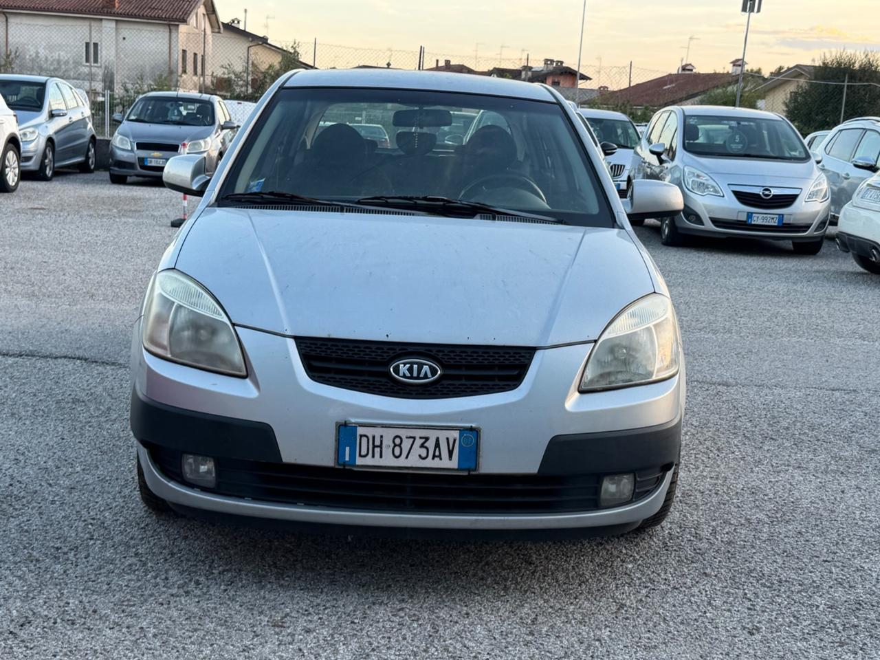 Kia Rio 1.5 16V CRDi 5p. EX Challenge