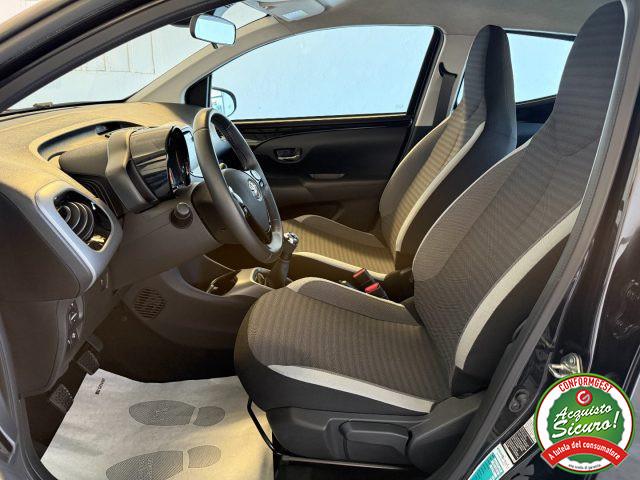 TOYOTA Aygo Connect 1.0 VVT-i 72 CV x-play PREZZO REALE