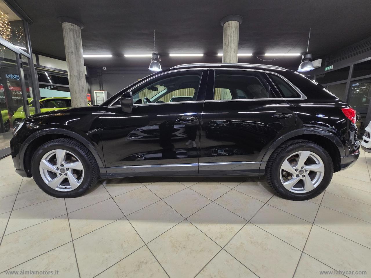 AUDI Q3 35 TDI S tronic