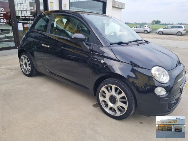 FIAT 500 Lounge Benzina-Neopatentati-Anno 2015