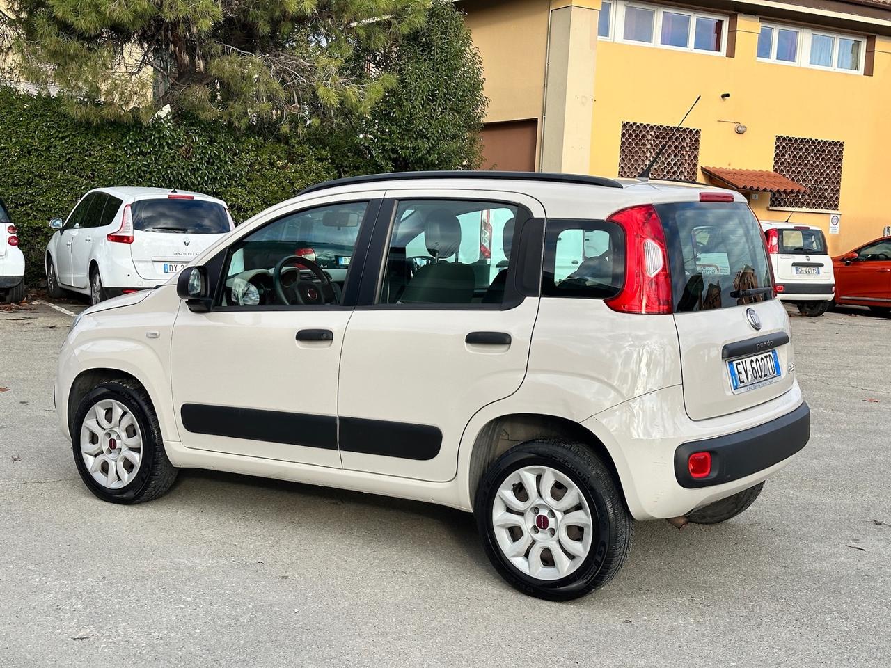 Fiat Panda 0.9 TwinAir Turbo Natural Power Lounge