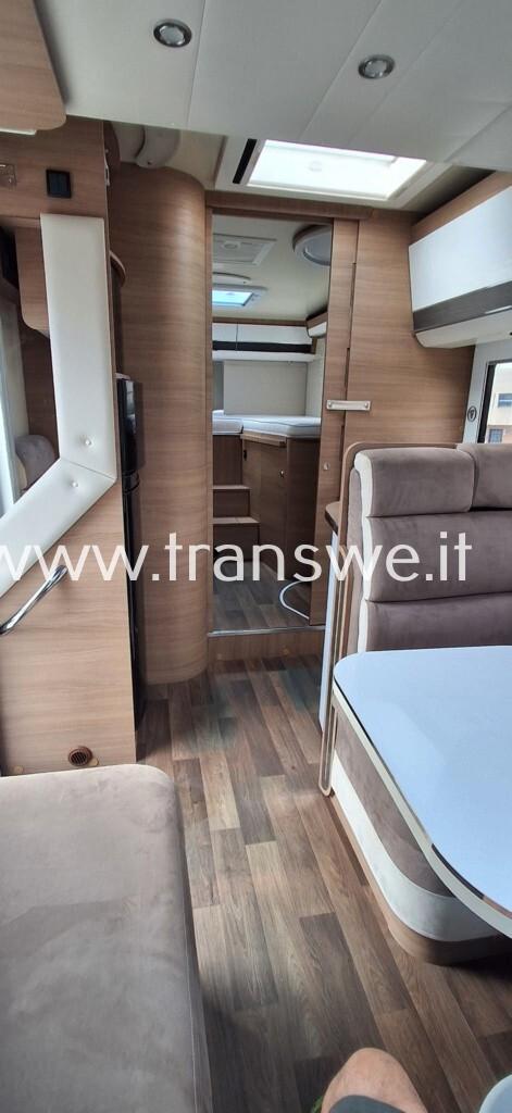 Elnagh T-LOFT 530 camper semintegrale con letti gemelli