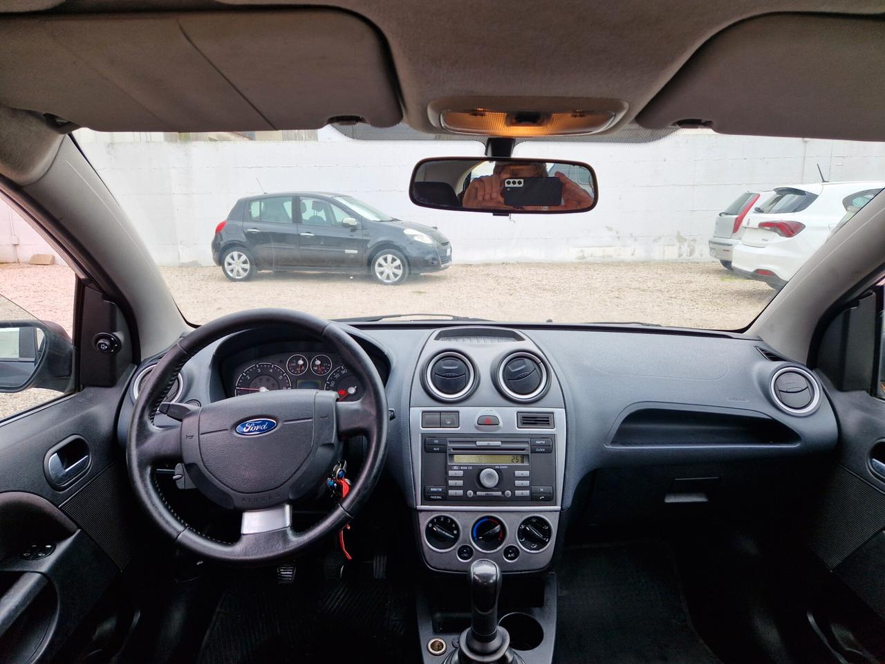 Ford Fiesta 1.2 16V 5p. 120000km