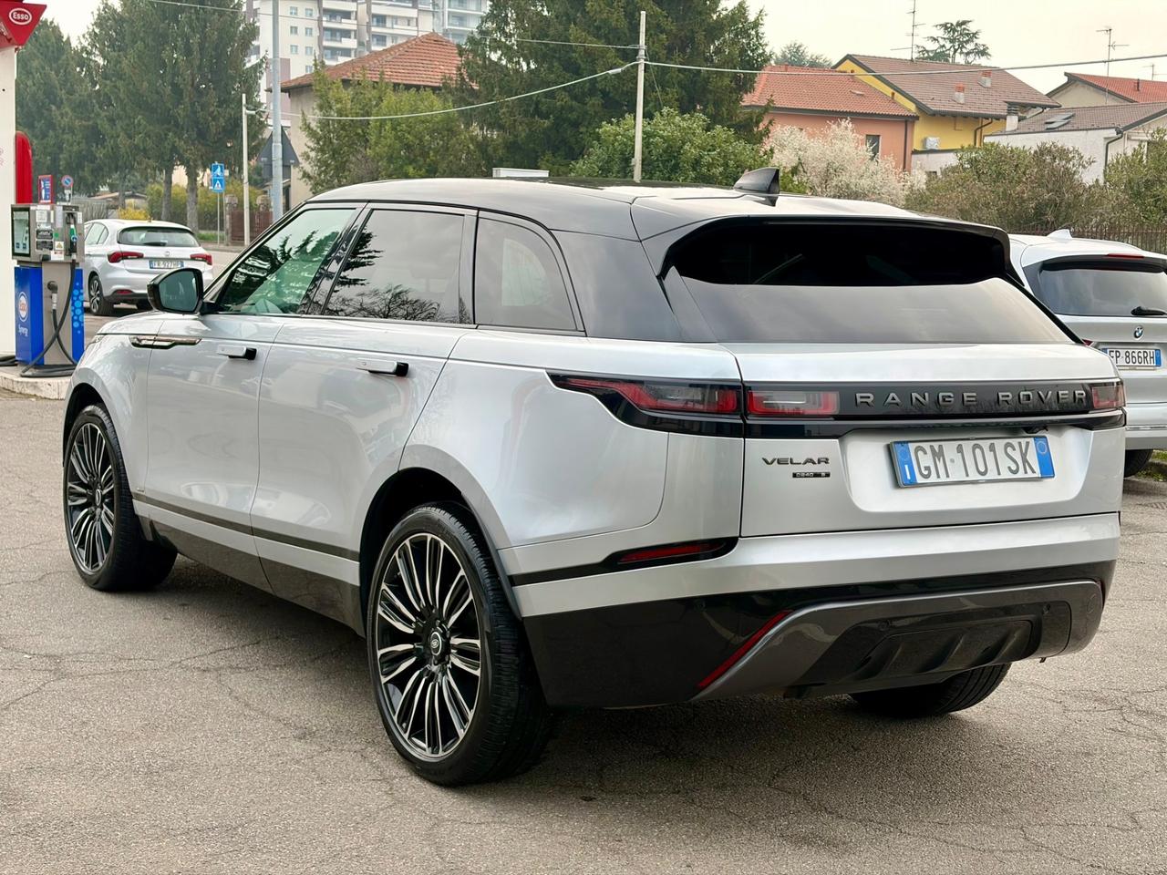 Land Rover Range Velar 2.0D I4 240 CV R-Dynamic HSE