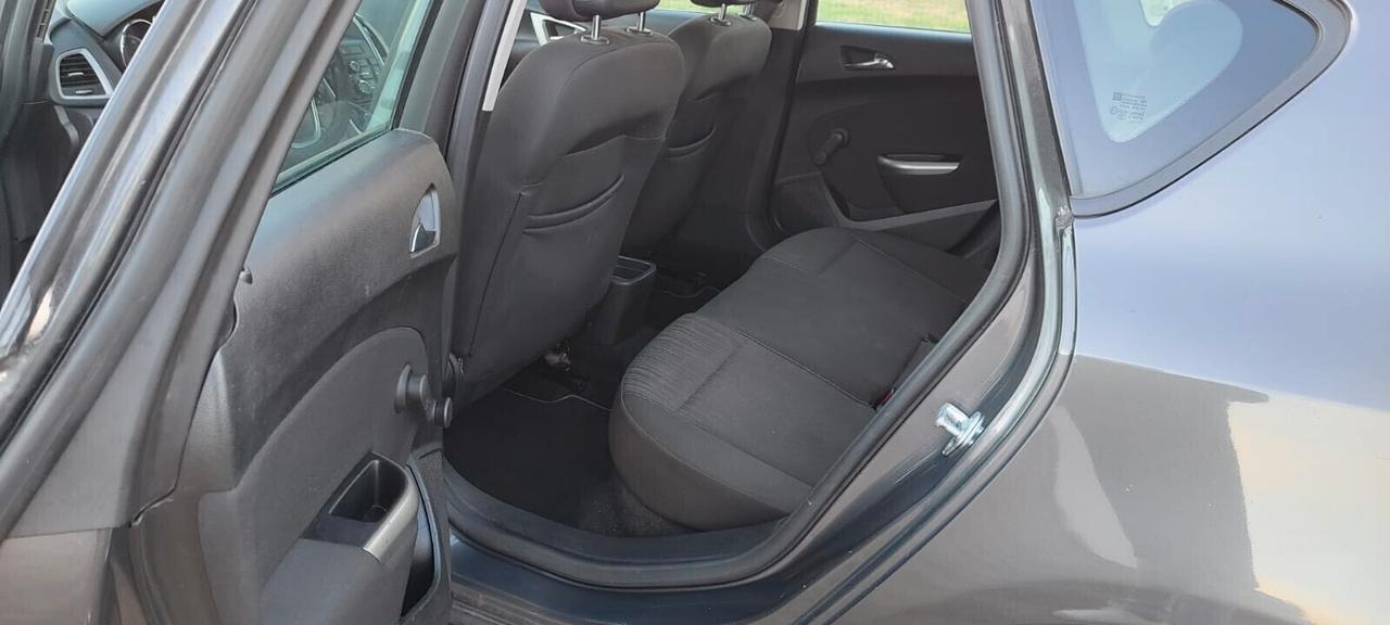 Opel Astra 1.6 115CV 5 porte Cosmo