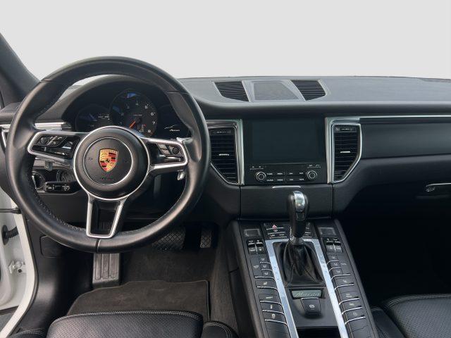 PORSCHE Macan Macan 2.0