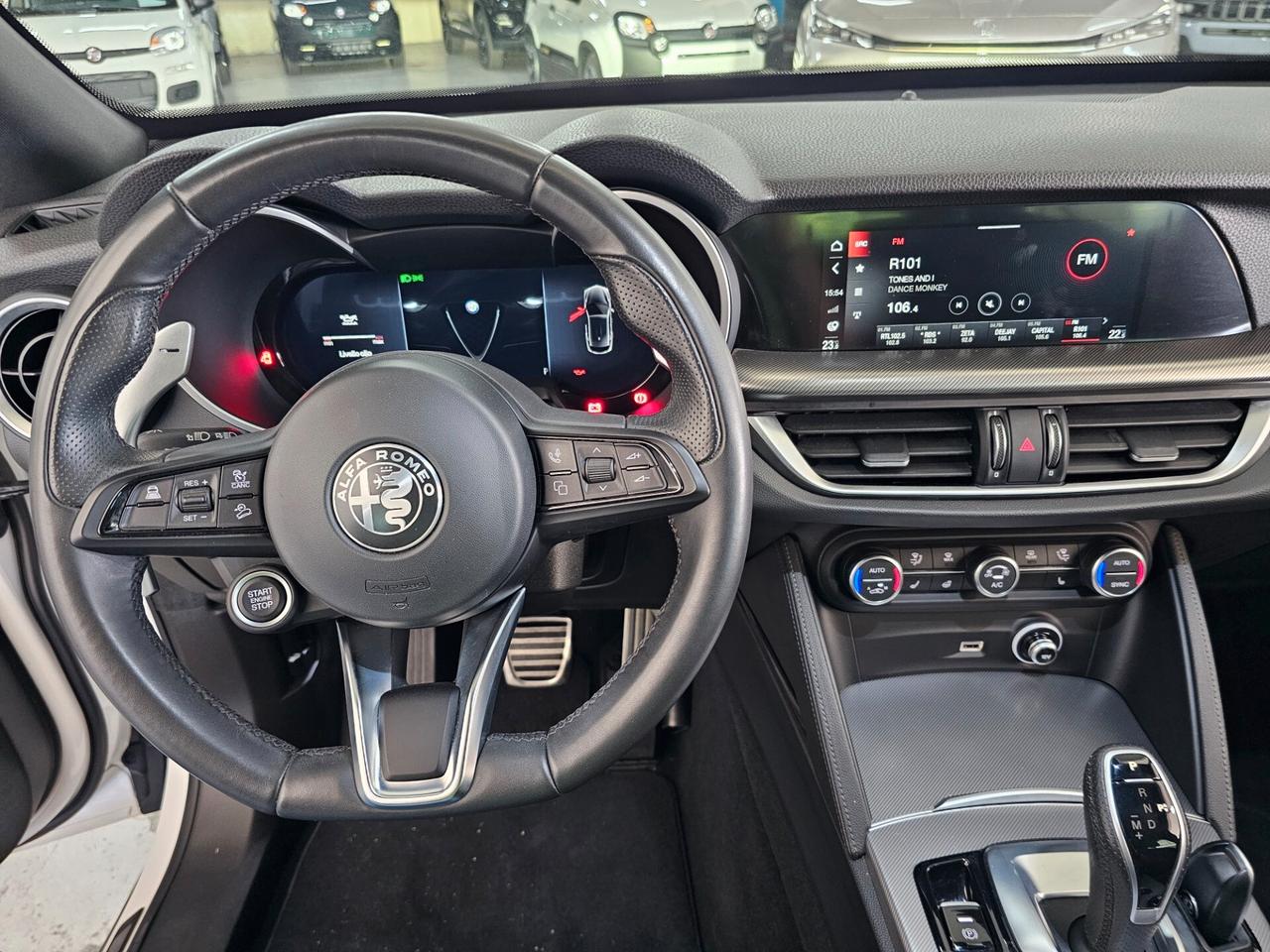 Alfa Romeo Stelvio 2.2 Turbodiesel 160 CV AT8 RWD Veloce