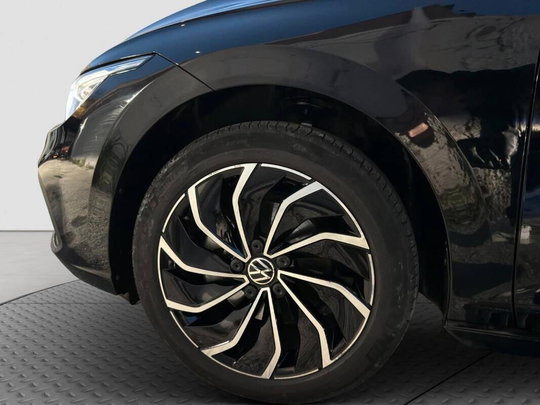 Volkswagen Golf 1.5 eTSI 130 CV EVO ACT DSG Life 2022