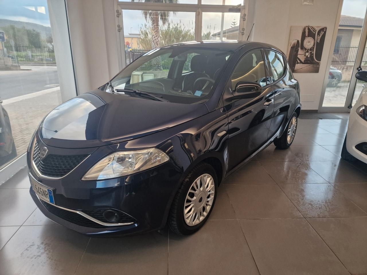 Lancia Ypsilon 1.3 MJT 16V 95 CV 5 porte S&S Gold