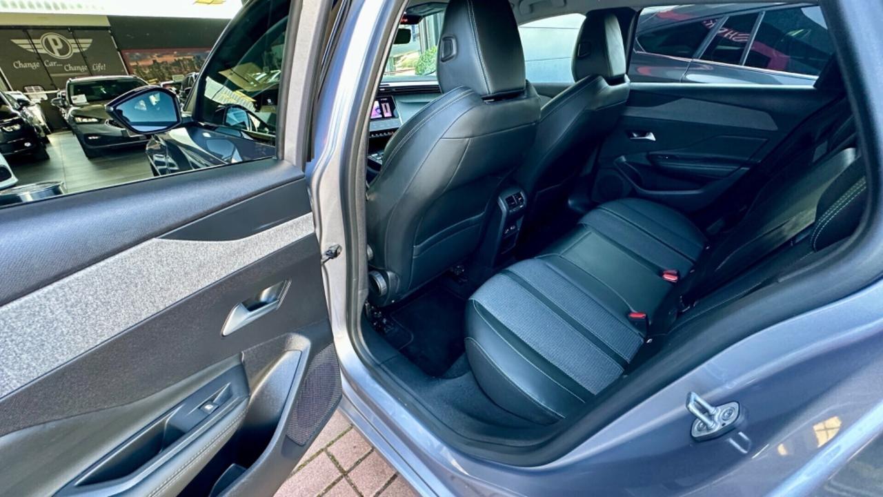 Peugeot 308 BlueHDi 130 S&S EAT8 SW Allure