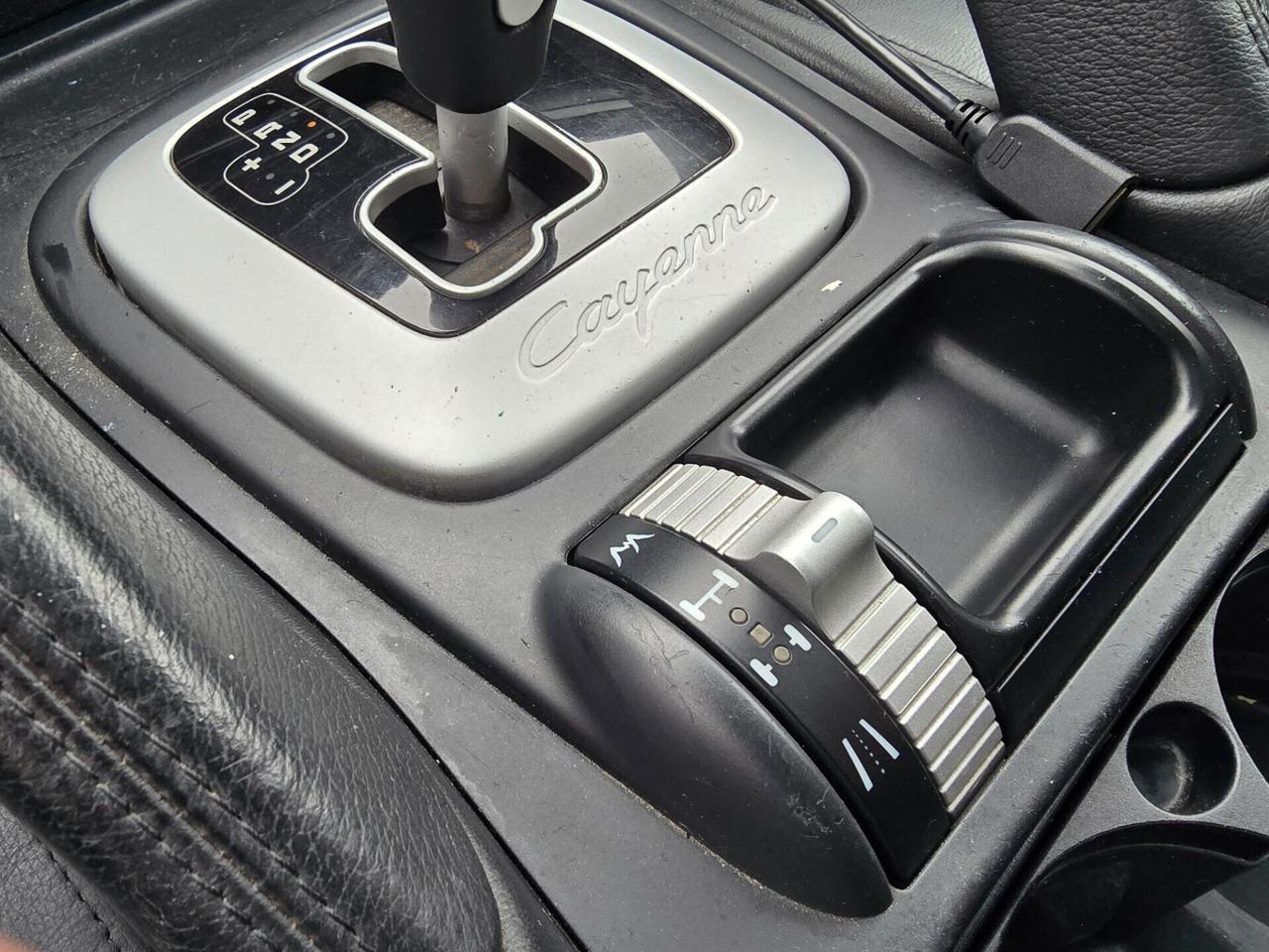 Porsche Cayenne 3.2 V6|TETTO APRIBILE|DARK BLUE (LA5Q)