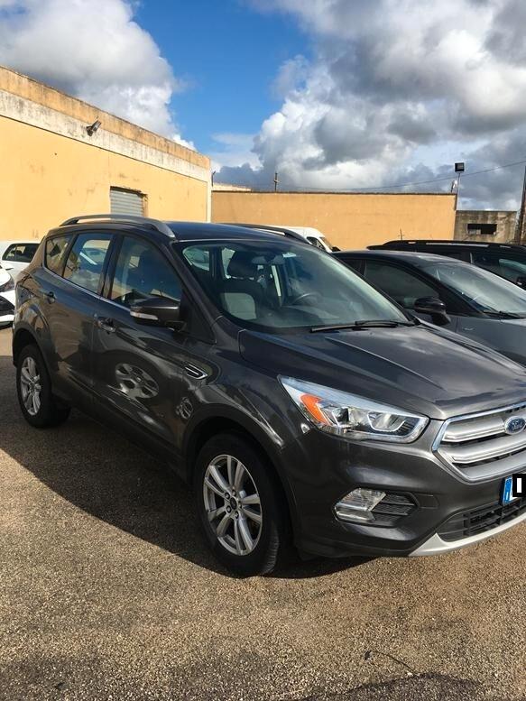 Ford Kuga 2.0 TDCI 150 CV S&S 4WD Titanium