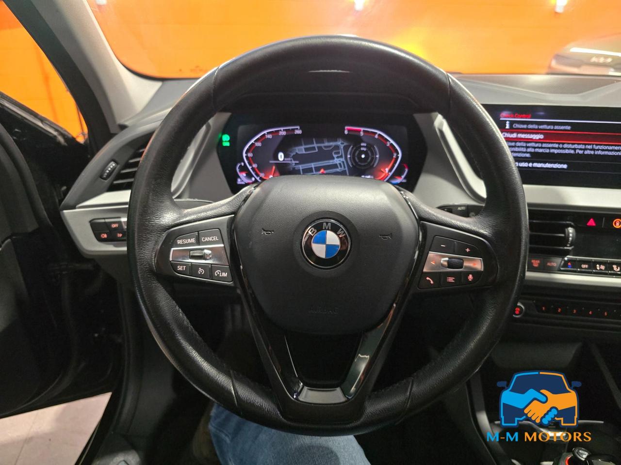 BMW 116 d 5p. Business Advantage