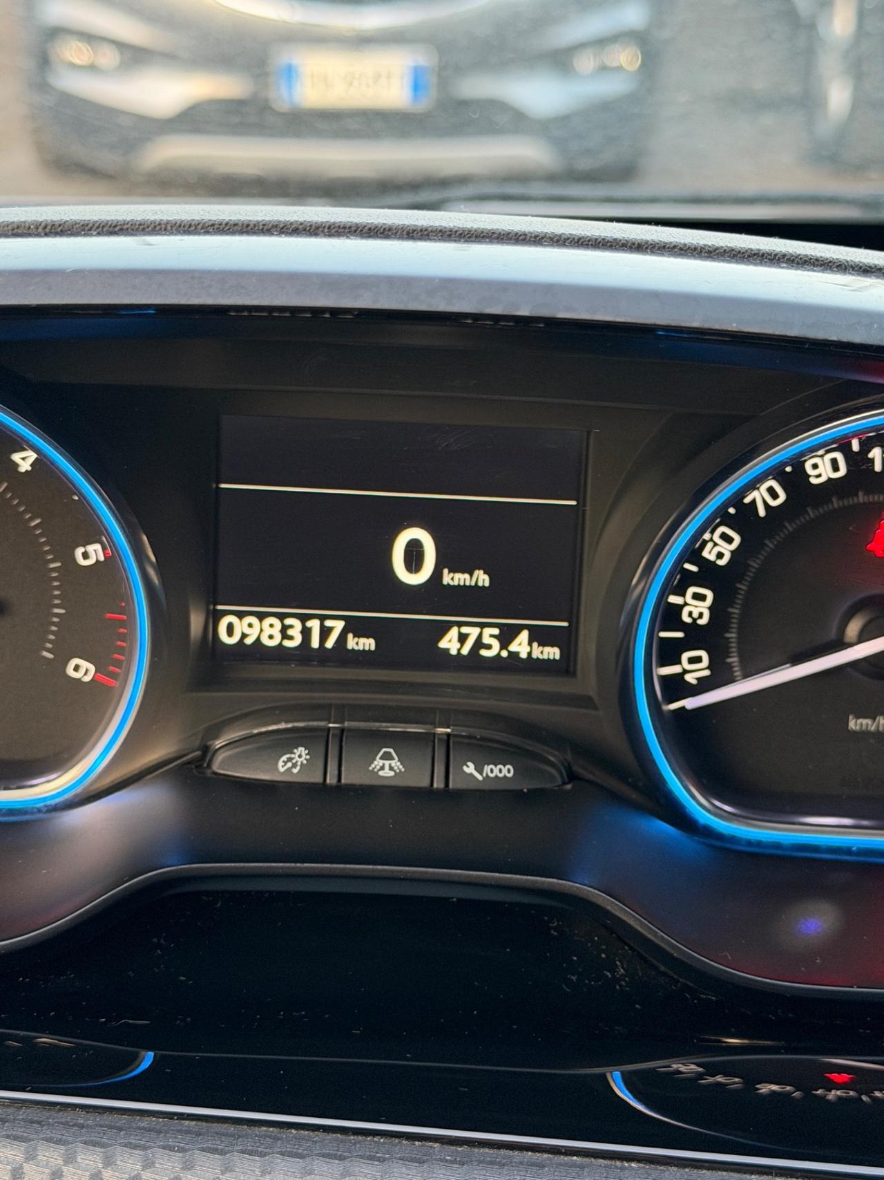 Peugeot 2008 BlueHDi 100 Allure