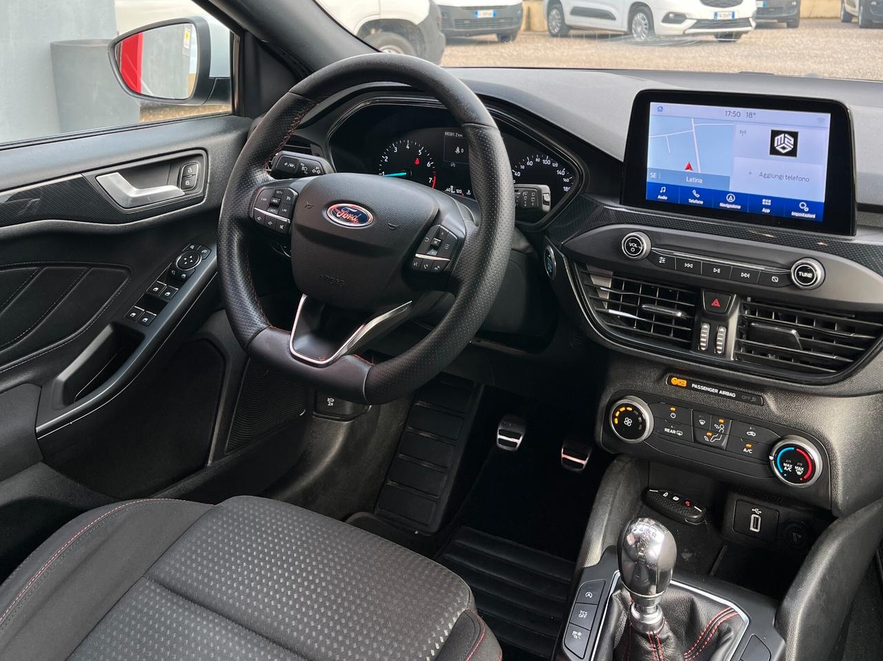 Ford Focus 1.0 EcoBoost ST-LINE
