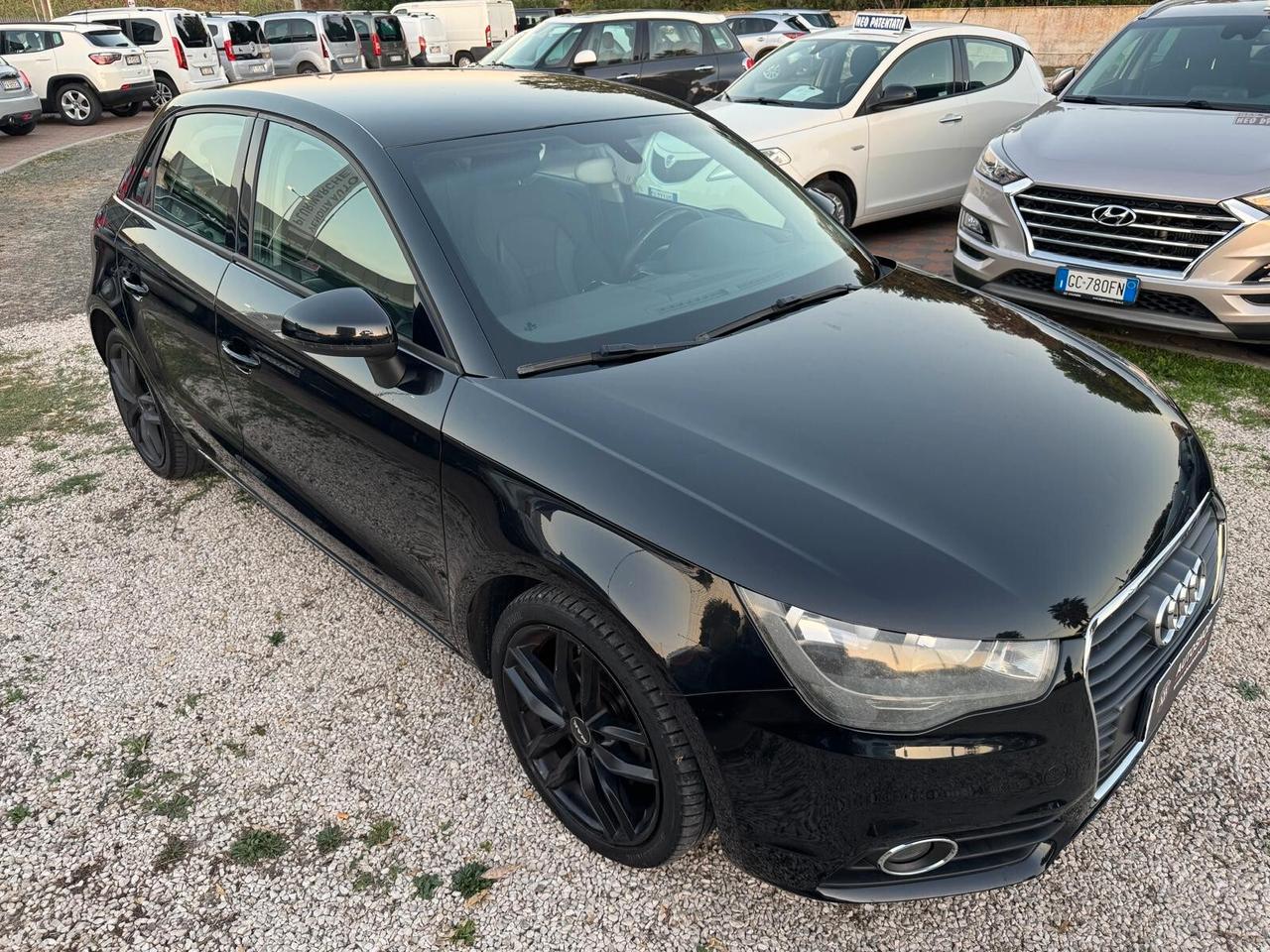 AUDI - A1 Sportback - 1.6 TDI Ambition - UNIPRO.- NEOPATENTATI - FINANZIABILE - PERMUTE