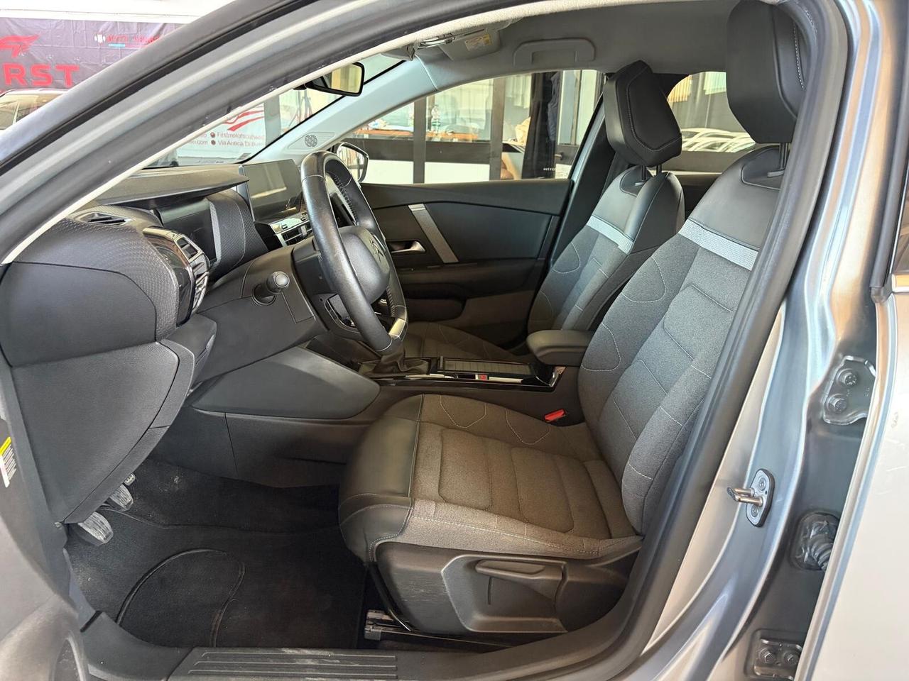 Citroen C4 PureTech 130 S&S Shine