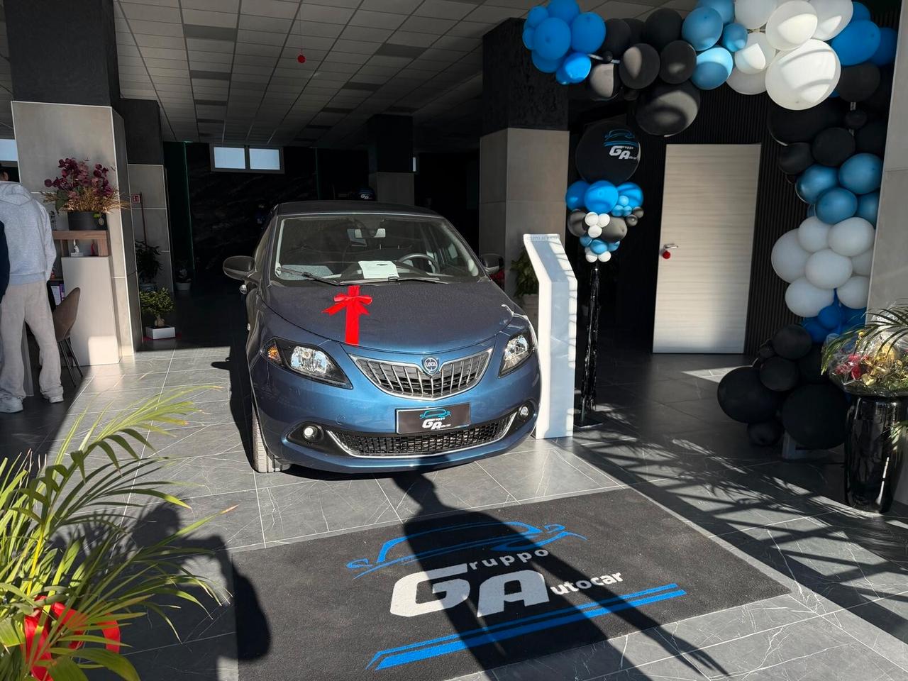 Lancia Ypsilon 1.0 FireFly 5 porte S&S Hybrid Gold