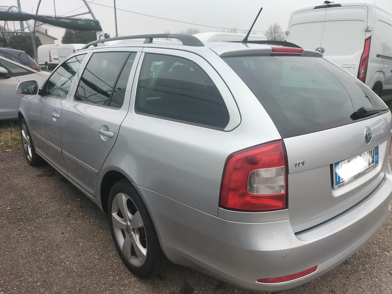 Skoda Octavia 2.0 TDI CAMBIO AUTOMATICO