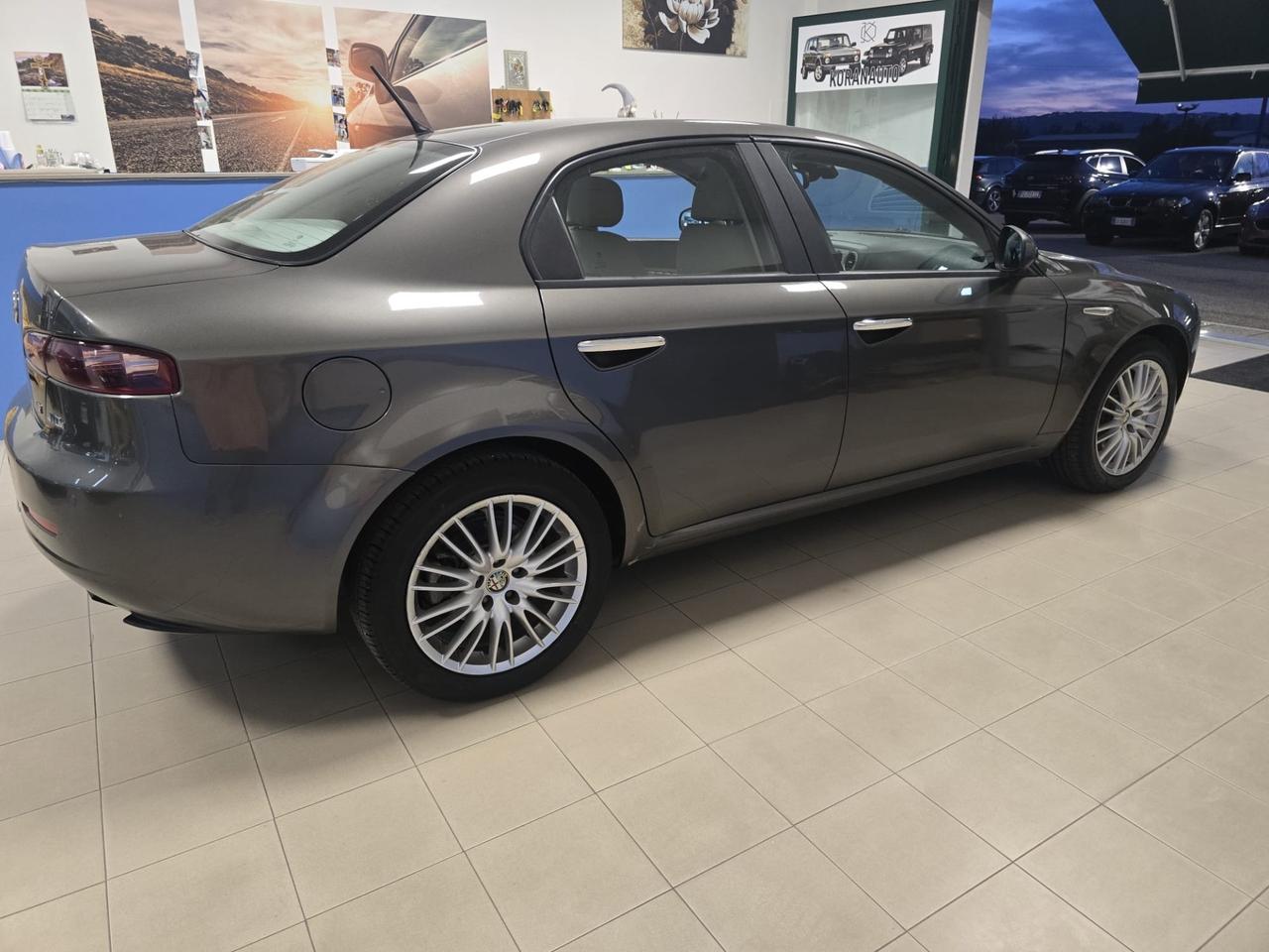 Alfa Romeo 159 1.9 JTDm Distinctive