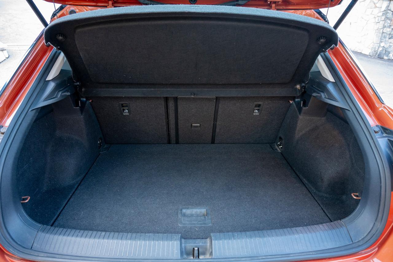 Volkswagen T-Roc 2.0 TDI 4mot MANUALE - GANCIO