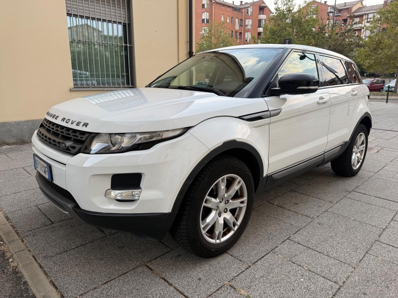 Land Rover Range Evoque 2.2 TD4 5p. Prestige