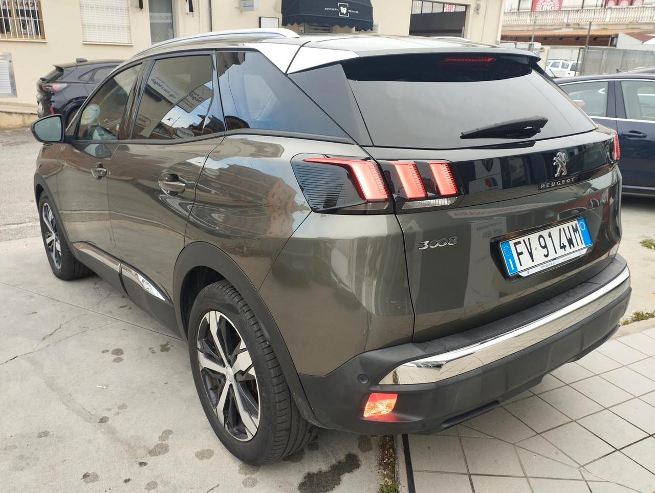Peugeot 3008 BlueHDi 130 S&S EAT8 Allure
