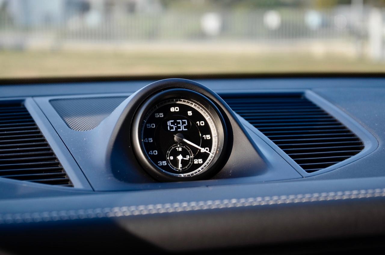 PORSCHE MACAN 2.0 265cv PDK UNICOPROPRIETARIO, SERVICE PORSCHE, UFF ITALIANA, MATRIX, BOSE, SPORT CHRONO, 20", PERMUTE