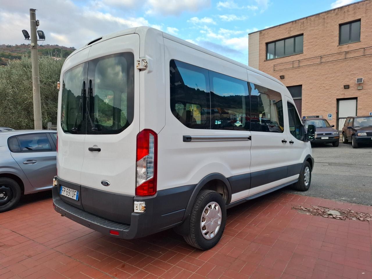 Ford Transit 350 2.0TDCi EcoBlue 130CV PL-TM Combi Trend