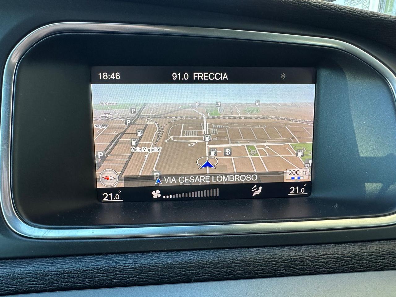 Volvo V40 D2 Momentum Geartronic #10585