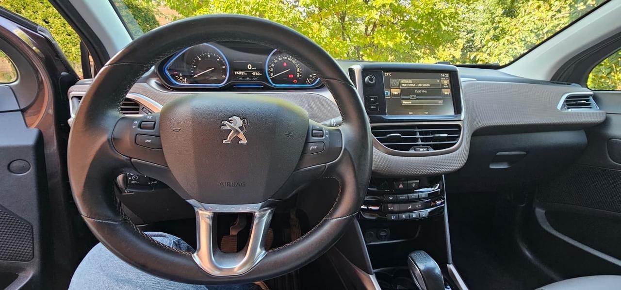 Peugeot 2008 1.6 e-HDi 115 CV Stop&Start Allure