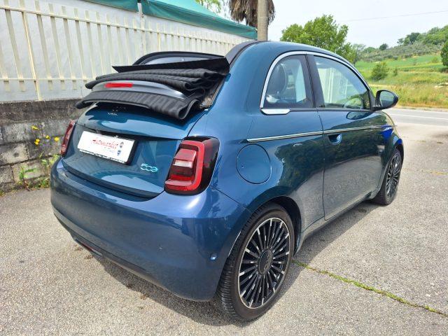 FIAT 500e Cabrio 42 kWh La Prima